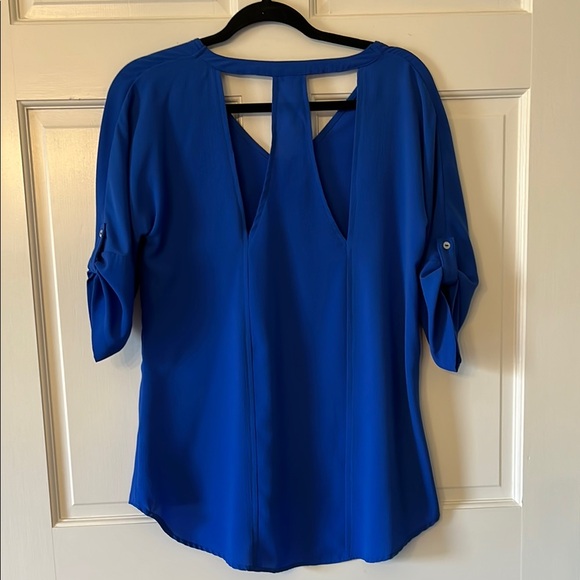 Love Riche Blue Blouse with V-neck and Relaxed Fit - Picture 6 of 8